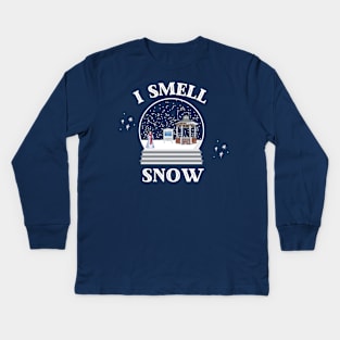 I smell snow (Gilmore Girls Inspired) Kids Long Sleeve T-Shirt